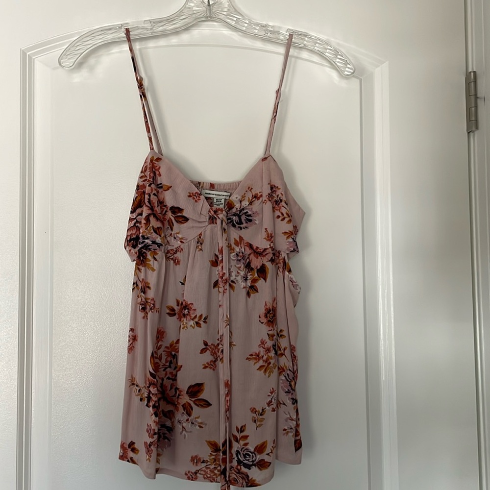 Short sleeve fall top floral dust pink , lite purple, rust brown